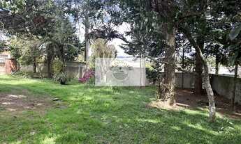 Imagem 6: Residencia com 4 dormitorios, em Campo Alegre, rua pavimentada, lugar super tranquilo