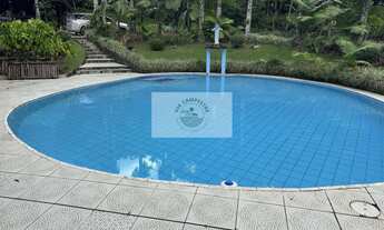 Imagem 4: Sítio escriturado na Estrada Quiriri, com 13.659 m2, com ampla piscina, lagos, residencia