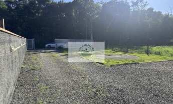 Imagem 6: Residência com 3 dormitórios, garagem, area de festas, amplo terreno