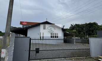 Imagem: Casa com 5 kitinetes no bairro Vila Nova