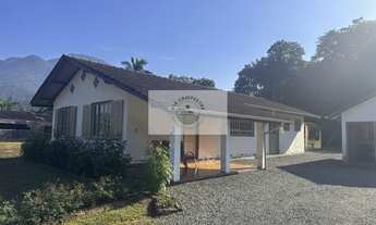 Imagem 2: Residencia com 4 dormitórios e amplo terreno de 4.970 m², na Estrada Mildau, escriturado