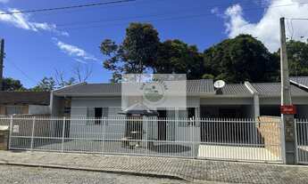 Imagem 7: Residência averbada, 3 dormitórios, mobiliada, 400 metros da lagoa, ótimo acabamento, acei