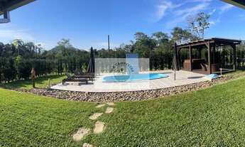 Imagem 5: Sítio com 20.000 m², com uma linda residencia, frente para o asfalto, escriturada, em Pira