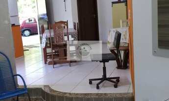 Imagem 7: Excelente residência com 4 dormitórios, na área central de Pirabeiraba, aceita 50% de perm