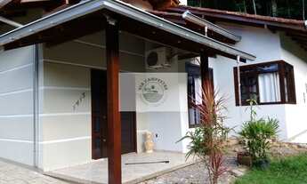 Imagem 3: Excelente residência com 4 dormitórios, na área central de Pirabeiraba, aceita 50% de perm