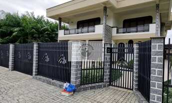 Imagem 4: Sobrado na região central de Pirabeiraba com 3 dormitorios e mais outro sobrado com 2 dorm