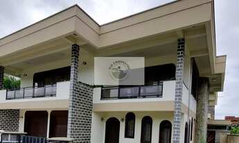 Imagem 5: Sobrado na região central de Pirabeiraba com 3 dormitorios e mais outro sobrado com 2 dorm