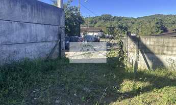 Imagem 3: Galpões industriais com 2.032 m² construidos, num terreno de 18.011 m², frente para o asfa