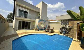 Imagem 2: Casa estilo sobrado à venda no condomínio Portal do Parque