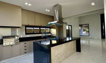 Imagem: Casa em Condomínio em Jardins de Samantha