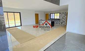 Imagem 3: Excelente casa nova de Alto padrão com 4 suítes - Caxambu