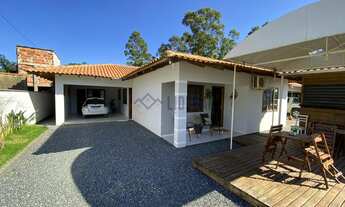 Imagem 2: Casa à venda no bairro Papagaios - Canelinha/SC