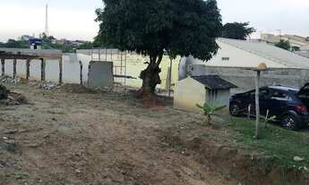 Imagem: Terreno à venda no bairro Parque das Garças