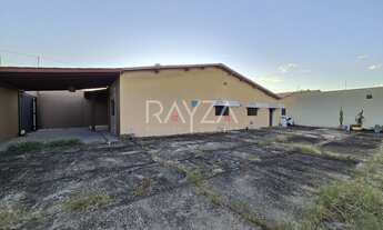 Imagem 4: Casa espaçosa, terreno gigante e preço de oportunidade