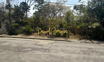 Imagem: Excelente lote de 725 m² - Condomínio