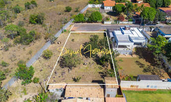 Imagem 2: Excelente lote de 800 m² final de rua e com vista livre