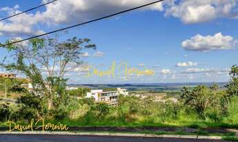 Imagem: Lote duplo com vista - Parte alta do condomínio