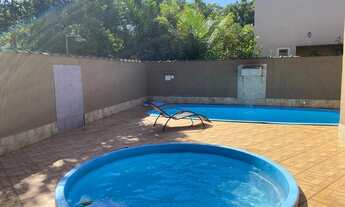 Imagem 4: Casa de Praia em condomínio fechado, contando com 02 dormitórios e piscina adulto e infant