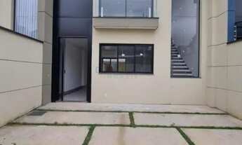 Imagem: Sobrado de 03 dormitórios, sendo 01 suíte