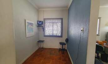 Imagem 5: Casa Comercial de esquina, com localização privilegiada, para venda no Centro de Mogi das