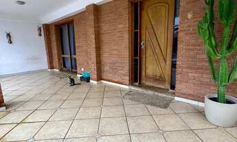 Imagem 4: Sobrado de 04 dormitórios, sendo 01 suíte, à venda na Vila Suissa, Mogi das Cruzes - SP