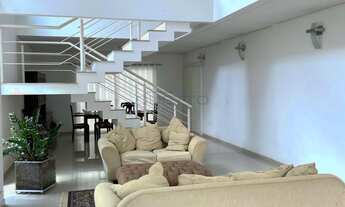 Imagem 2: Casa com 4 quatro dormitórios na Vila Oliveira em Mogi das Cruzes