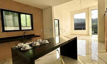 Imagem: Casa Térrea de 03 suítes, à venda no