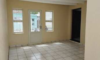 Imagem 3: Casa Térrea com 03 dormitórios, sendo 01 suíte, à venda no Centro de Mogi das Cruzes - SP