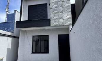 Imagem: Sobrado de 03 dormitórios, sendo 01 suíte