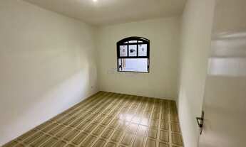 Imagem 6: Casa de 02 dormitórios, com amplo terreno, à venda em Mogi das Cruzes, SP