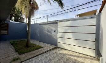 Imagem 2: Casa de 02 dormitórios, com amplo terreno, à venda em Mogi das Cruzes, SP