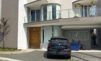 Imagem: Sobrado Alto Padrão de 04 dormitórios