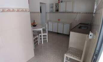 Imagem 2: Duas casas à venda, sendo uma delas um sobrado de 03 dormitórios, sendo 01 suíte, à venda