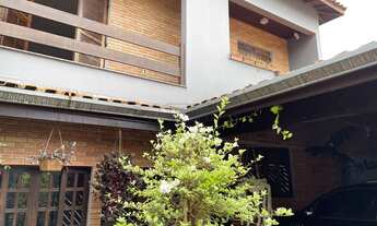 Imagem 1: Sobrado de 03 dormitórios, sendo 01 suíte com closet, à venda no Jardim Universo, Mogi das