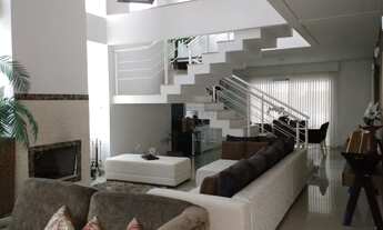 Imagem: Sobrado Alto Padrão de 04 dormitórios