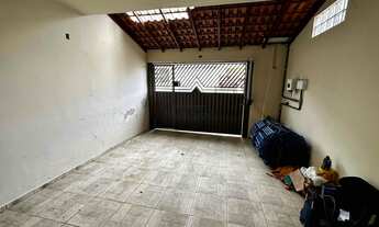 Imagem: Casa com 04 dormitórios sendo 01 no piso