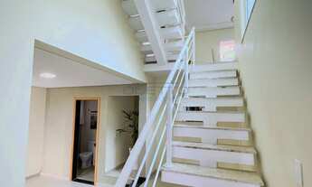 Imagem 7: Sobrado Alto Padrão com 04 suítes e área de lazer com piscina, à venda no Condomínio Aruã