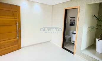 Imagem 4: Sobrado Alto Padrão com 04 suítes e área de lazer com piscina, à venda no Condomínio Aruã