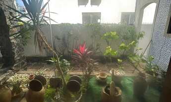 Imagem 2: Casa Duplex Casa com 5 dormitórios