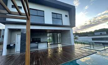 Imagem 2: Casa Triplex em Alphaville Litoral Norte