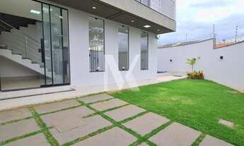 Imagem: Casa Sobrado de 3 Suítes com Churrasqueira