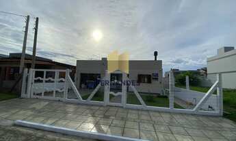 Imagem 3: Casa com piscina em bairro nobre ????????‍♀️