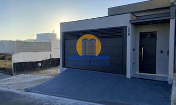 Imagem: Casa à venda no bairro Jardim Monte Carlo