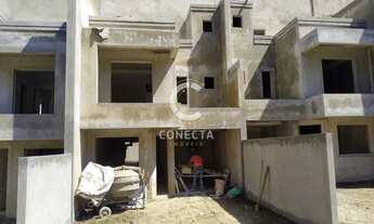 Imagem 1: Sobrado à venda no bairro Uberaba - Curitiba/PR