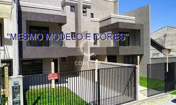 Imagem 2: Sobrado à venda no bairro Uberaba - Curitiba/PR