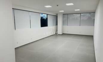 Imagem 7: Novo Mundo Empresarial - Sala Comercial para Locação Reformanda - Novo Mundo Empresarial