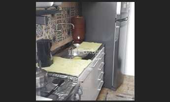 Imagem 4: Apartamento 1 quarto semi-mobiliado com vaga coberta rotativa ficam os moveis fixos