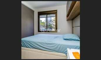 Imagem 6: Apartamento 1 quarto com living para dois ambientes sacada com churrasqueira