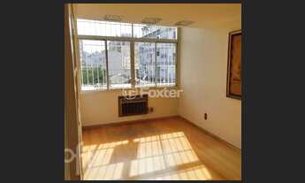 Imagem 2: Apartamento 3 quartos com amplas peças, lavabo, dependência e despensa