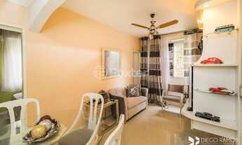 Imagem 2: Apartamento térreo com 3 dormitórios e 2 vagas cobertas (vagas por convenção)